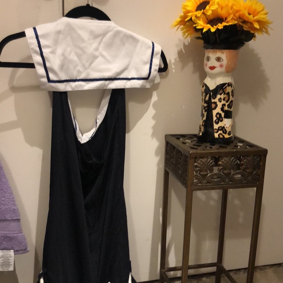 Adult large, sexy sailor costume. Comes with a rope belt - Picture 7 of 8